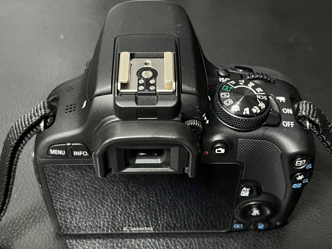 ✴︎超美品✴︎初心者OK‼️使いやすい‼️軽い‼️キャノン Canon EOS X7‼️