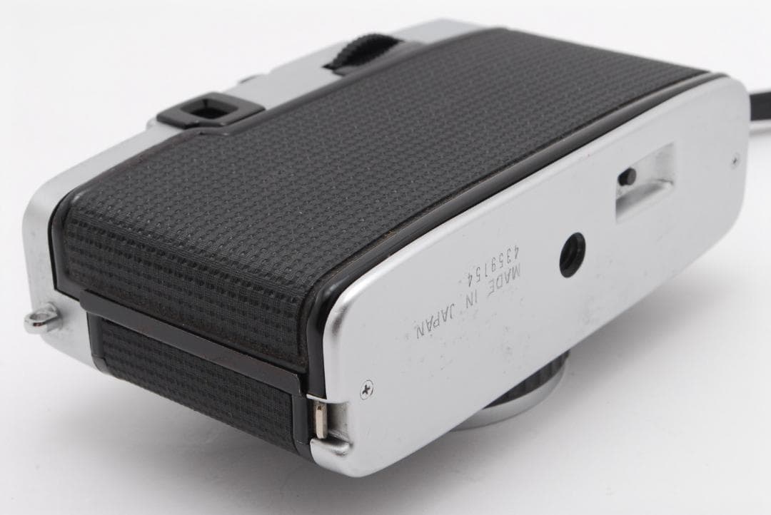 OLYMPUS PEN EE-3 フィルムカメラ