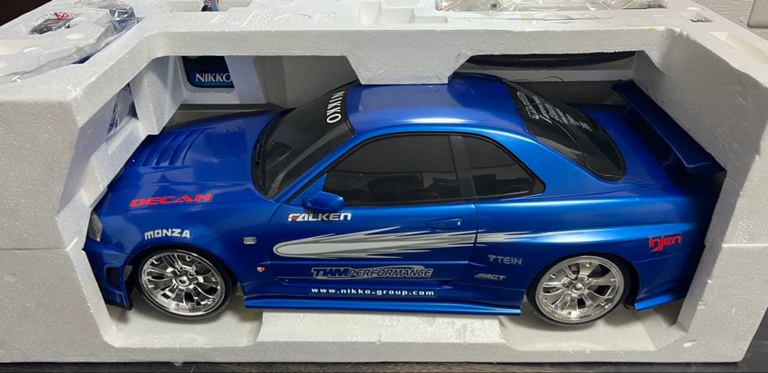 未使用SKYLINE GT-R R34 ラジコンカー1/5スケール スカイライン