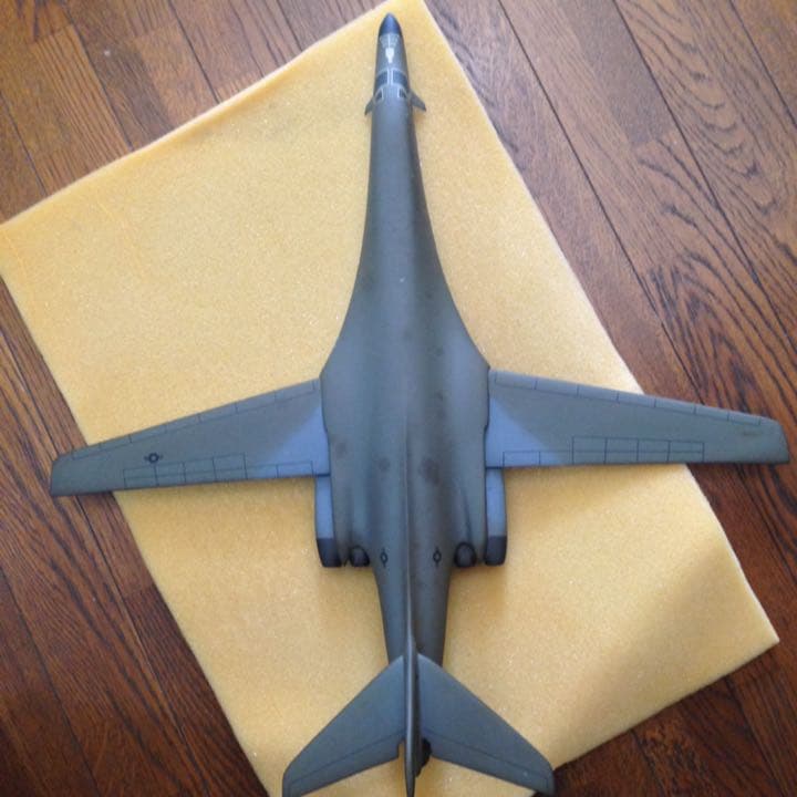 B-1B 戦闘機 完成品 模型