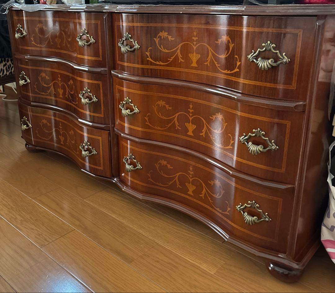 イタリア製チェスト