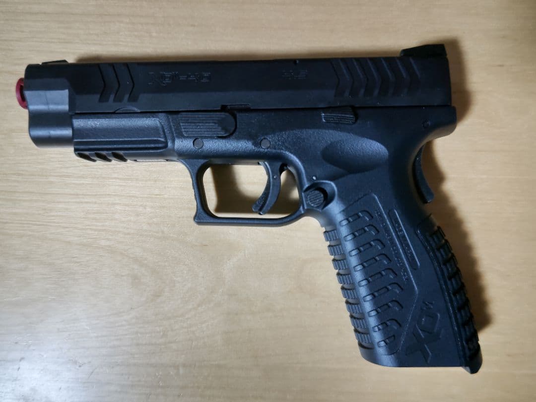 bb弾とガス付き　東京マルイ XDM-40 ガスブローバックガン　[付属品完備]