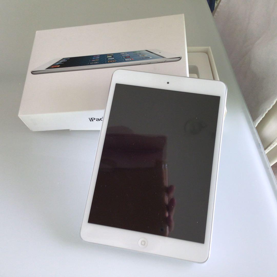 Apple iPad mini Wi-Fi 64GB ホワイト
