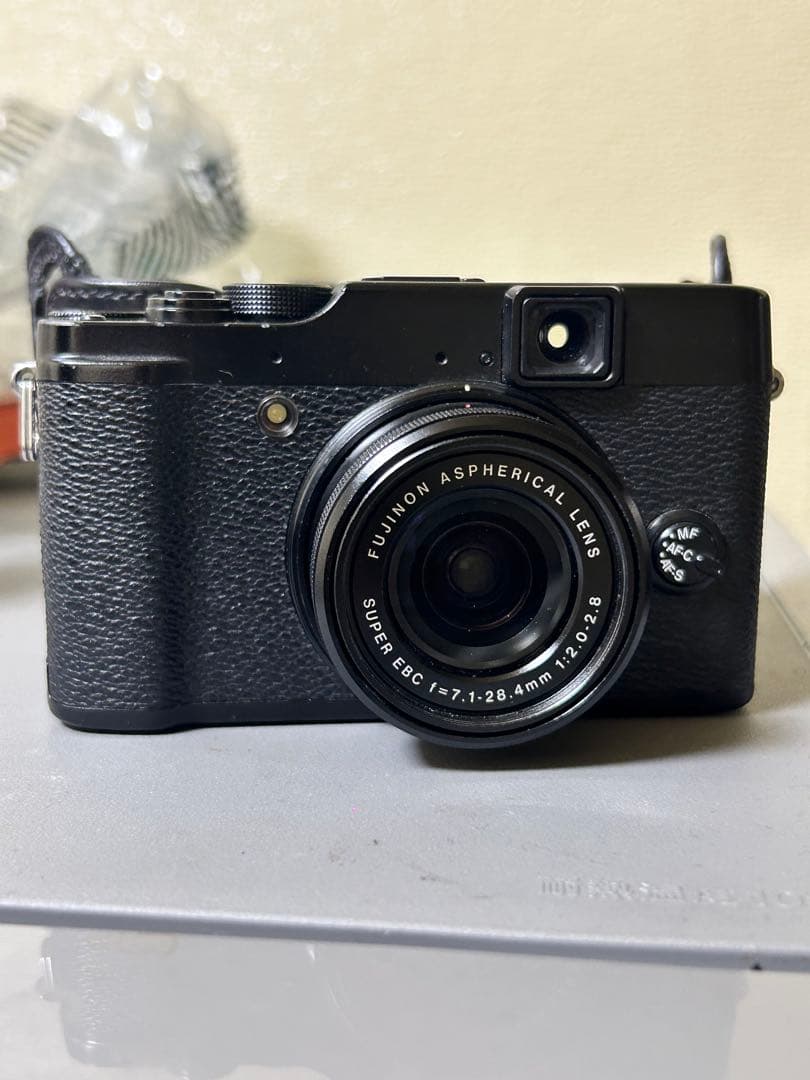 フィルムカメラ FUJIFILM X10