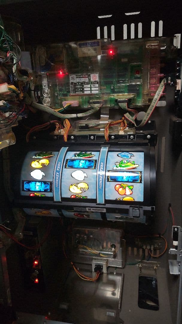 パチスロ　モンキーターン 　引き取り限定
