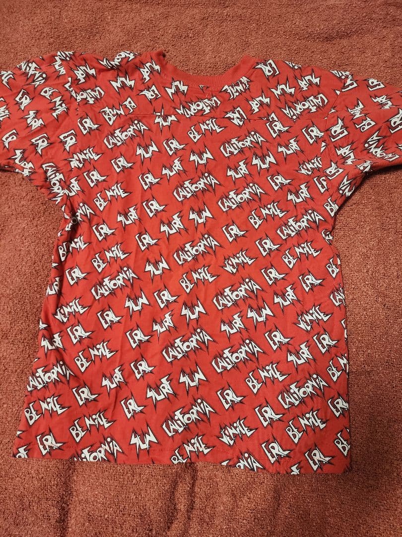 ERL ロゴプリント Tシャツ 赤