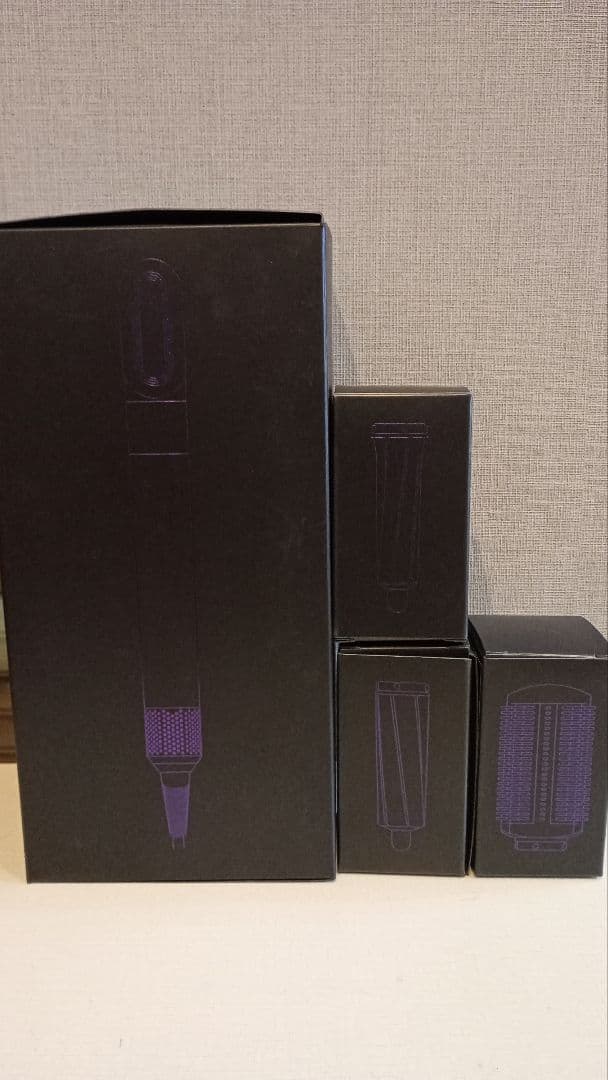 Dyson Airwrap スタイリングセット　トラベリングバッグつき