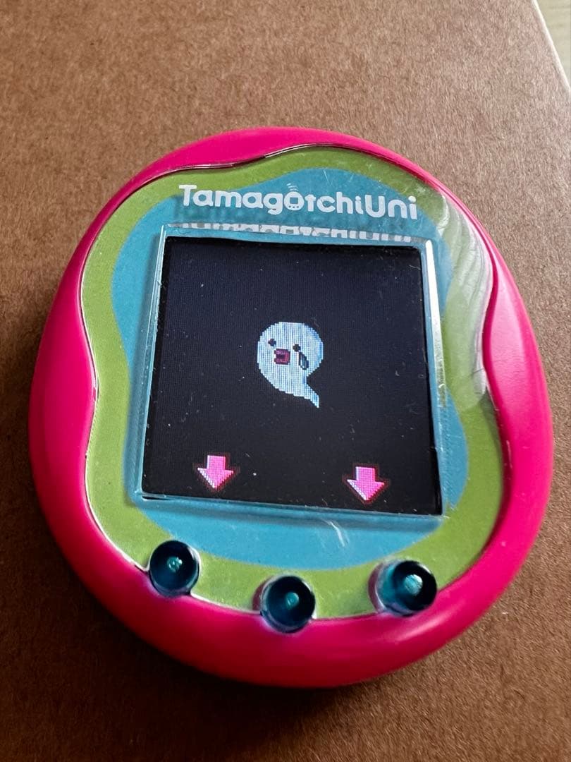 Tamagotchi Uni ピンク　たまごっち