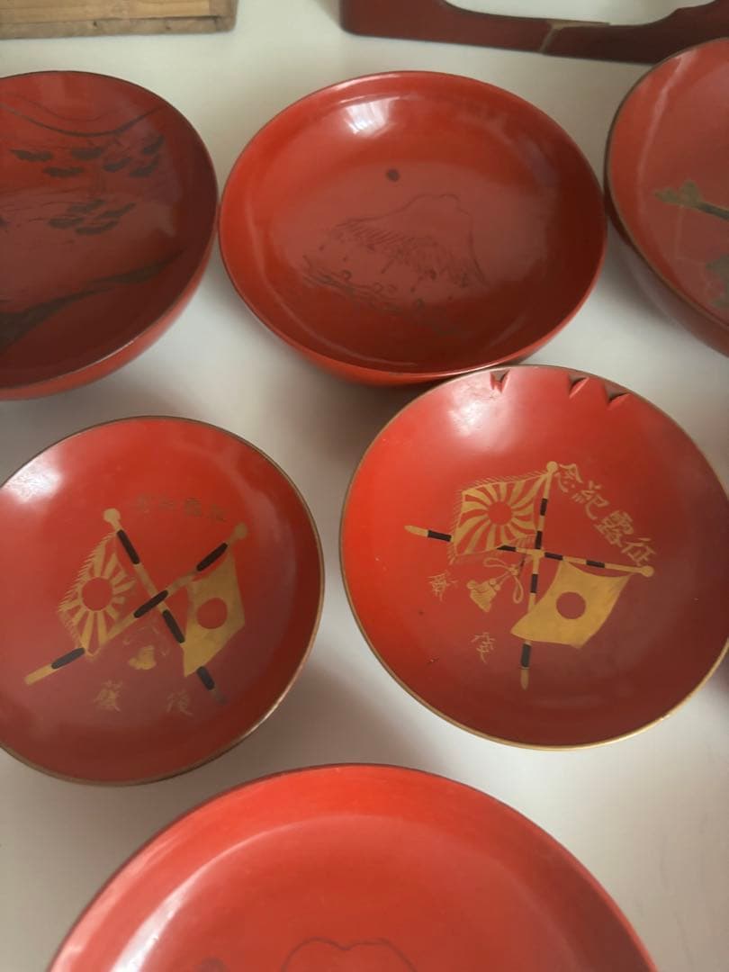 ビンテージ！古道具！推定　明治　征露記念　漆　盃　セット　木箱入り　10個　台