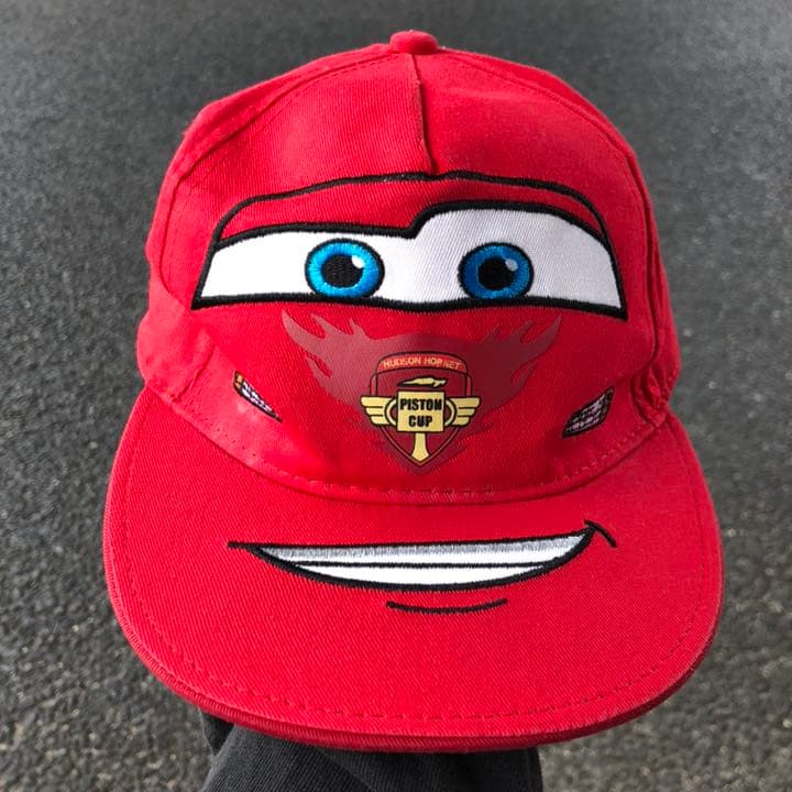 カーズ ライトニング・マックィーン ディズニー ピクサー キャップ 赤