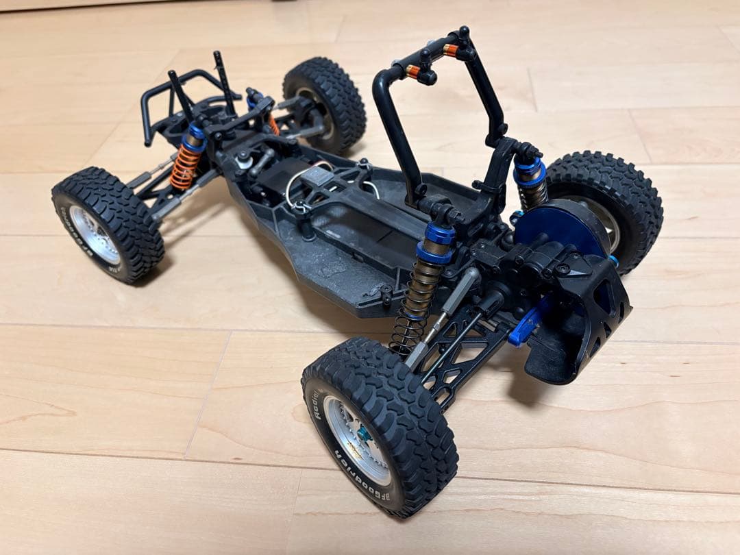 RB5（京商）　ワーゲンオフローダー（タミヤ）