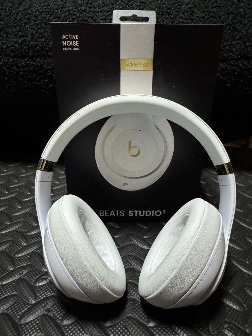 Beats Studio3 ワイヤレスノイズキャンセリングヘッドホン