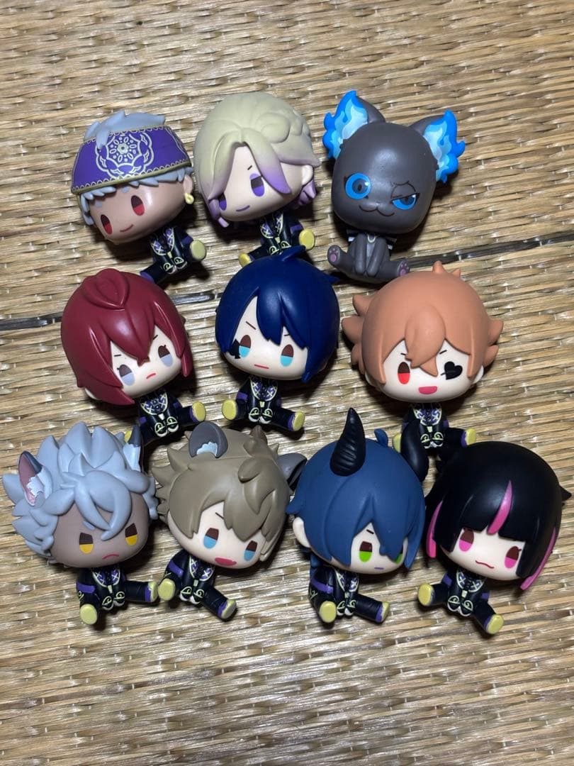 ツイステ 一番くじ デフォルメフィギュア 式典服 ちょこのっこ