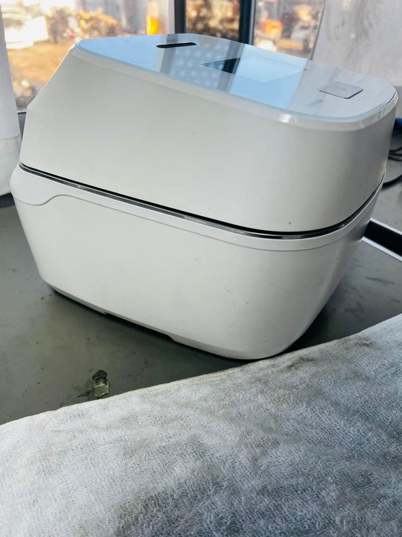 TOSHIBA RC-10ZWT 圧力IH炊飯ジャー 動作品