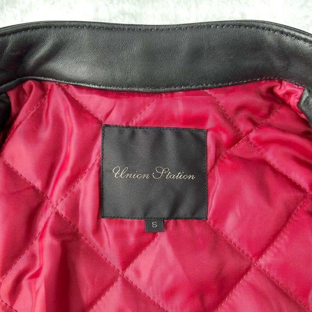 メンズビギ　ラムレザー　シングルライダース　キルティング　ダブルジップ　黒　赤