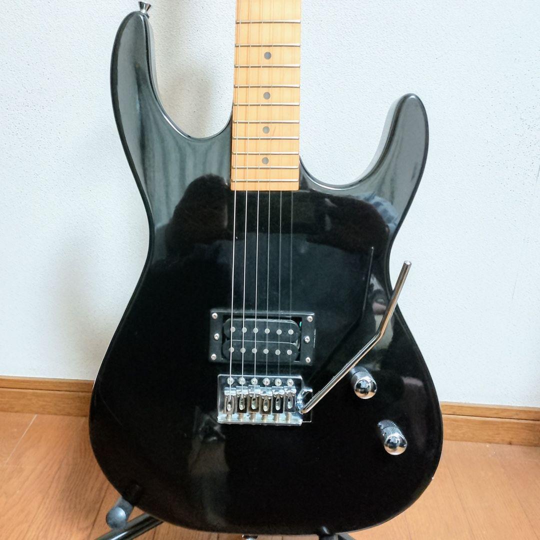 Flavor　エレキギター　トレモロユニット搭載　弦は新品に交換済み！