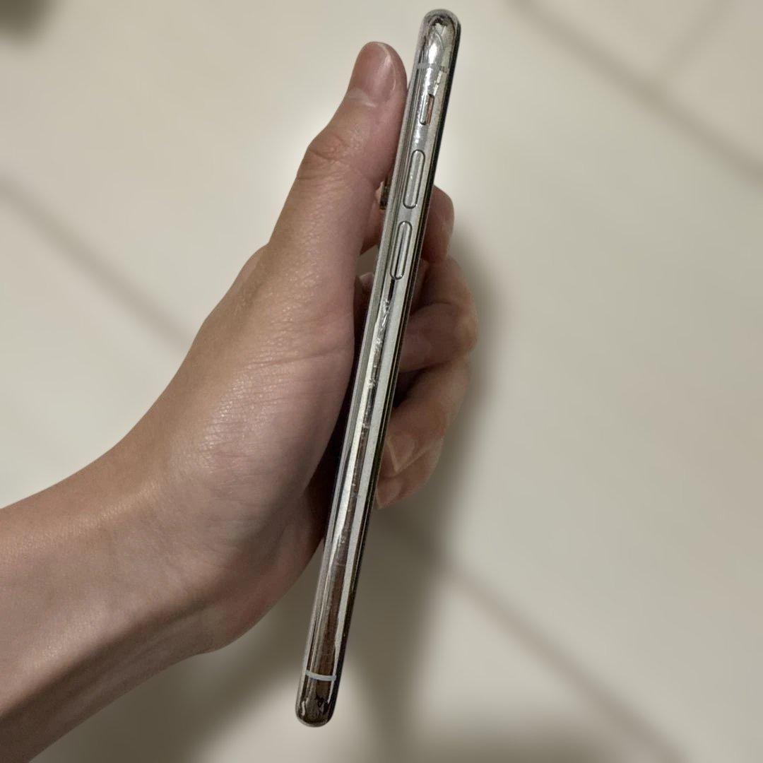 【美品】Apple iPhone X シルバー 本体　箱付き