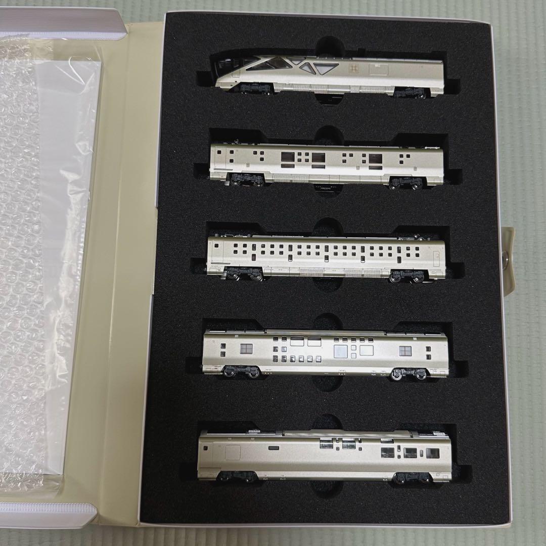 KATO 10-1447 E001系 TRAIN SUITE 四季島 特別企画品