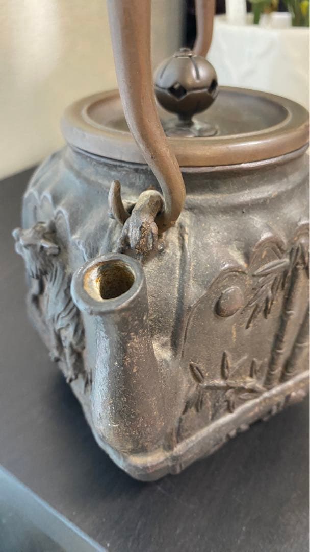 龍文堂造，大国造，彫刻装飾 ，鉄瓶