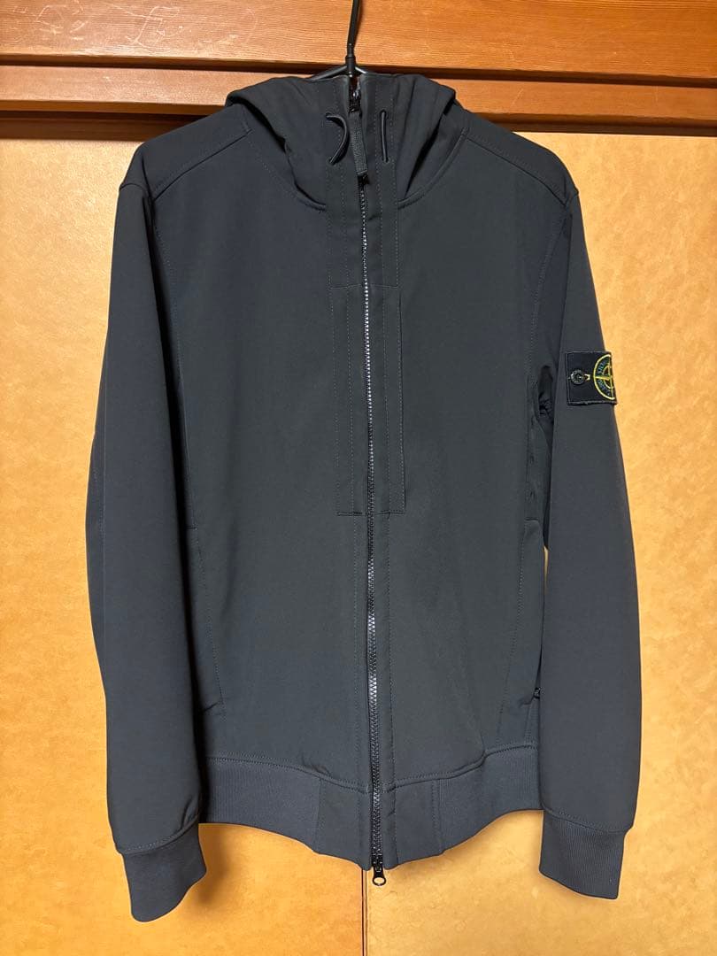 Stone シェルジャケット