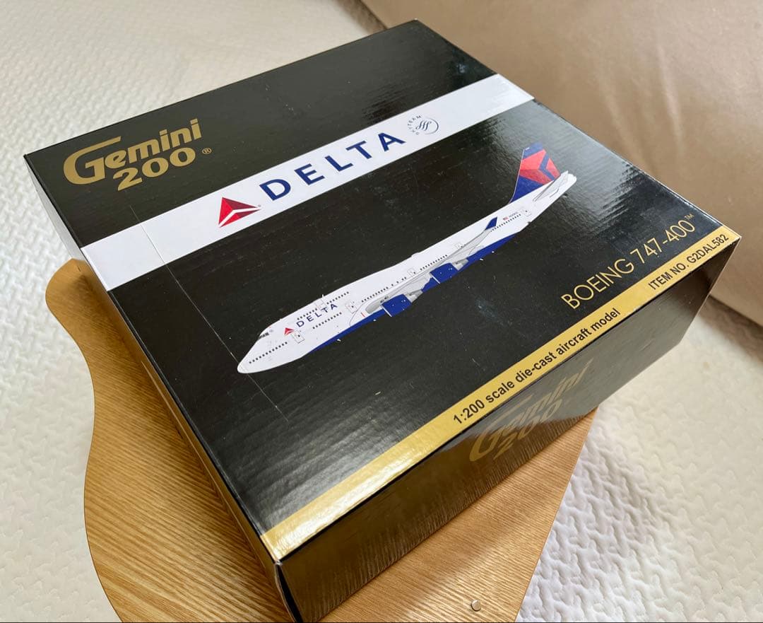 航空機・ヘリコプター 1/200 Delta B747-400 N668US