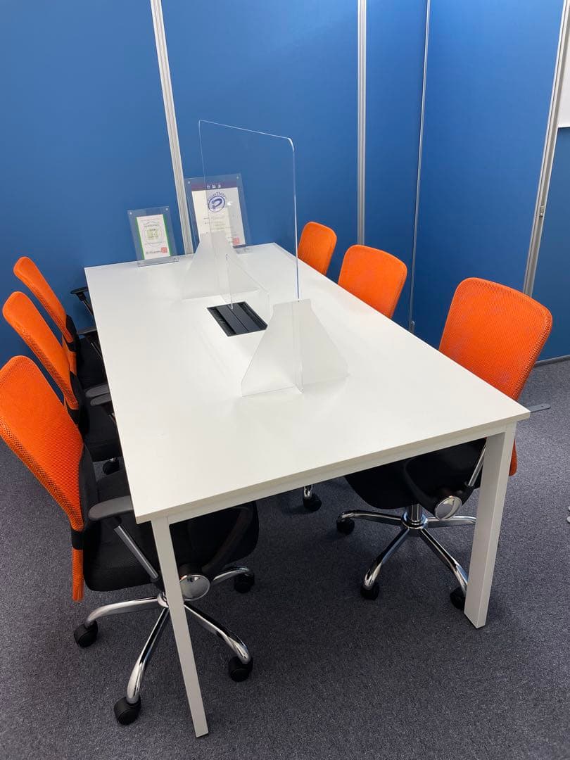 カグクロ　ホワイトオフィステーブル　会議卓