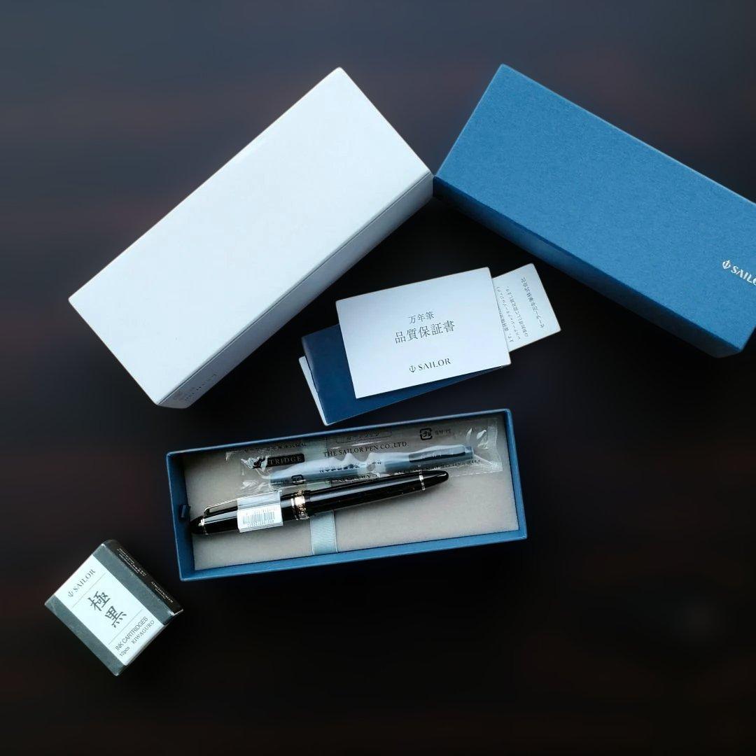 【新品未使用】SAILOR 万年筆 黒 極黒インクカートリッジセット