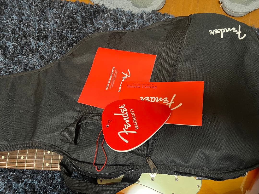 【値下げ交渉承ります！】fender Hybrid60s ストラトキャスター