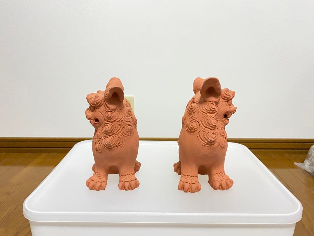 シーサー(素焼き)／沖縄／美品／魔除け／厄除け／御守り／置物／陶器