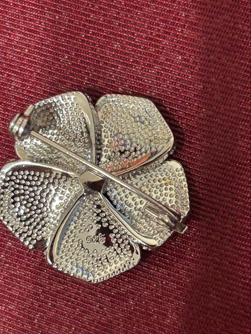 ヨッコ❣️ミステリーセッティングルビーブローチ