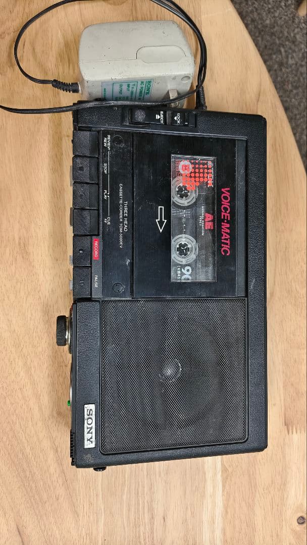 ポータブルプレーヤー SONY TCM-5000EV CASSETTE-CORDER