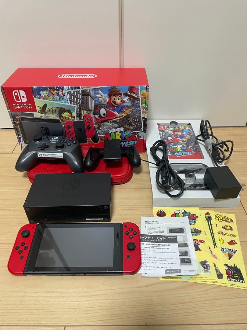Nintendo Switch 赤色 本体 スーパーマリオオデッセイ付き