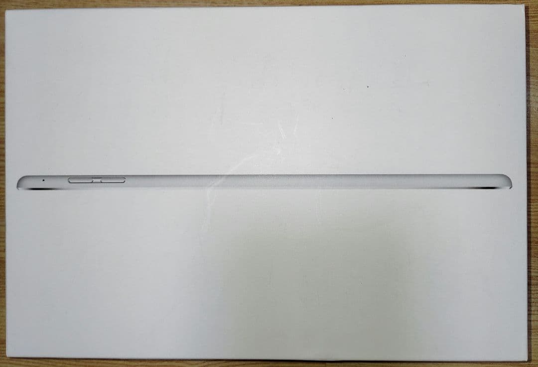 iPad本体 iPad mini 4 128GB Wi-Fi + Cellular