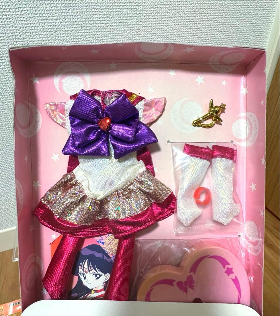 未使用♡美少女戦士セーラームーン　チェンジ　クライシス　ドール　服　人形　ドレス