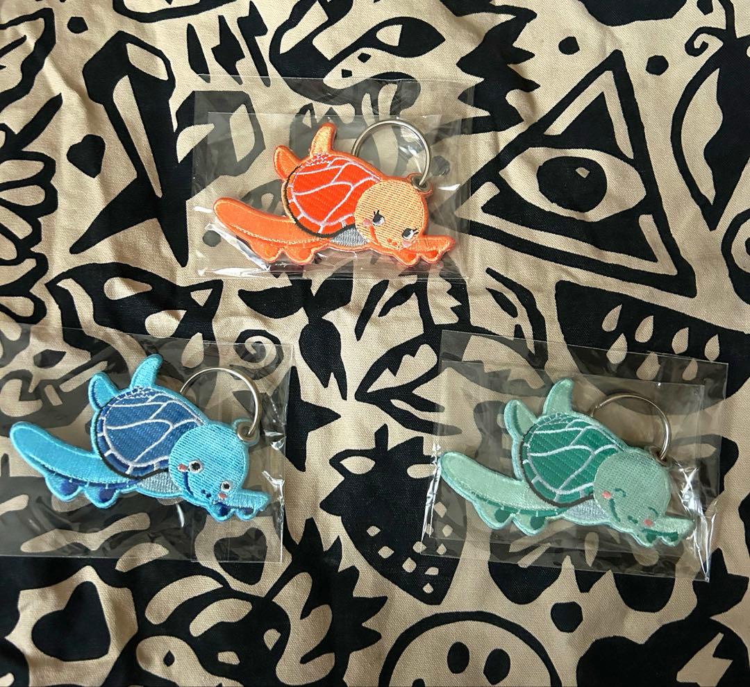 ③フライングホヌ　キーホルダー　3個セット