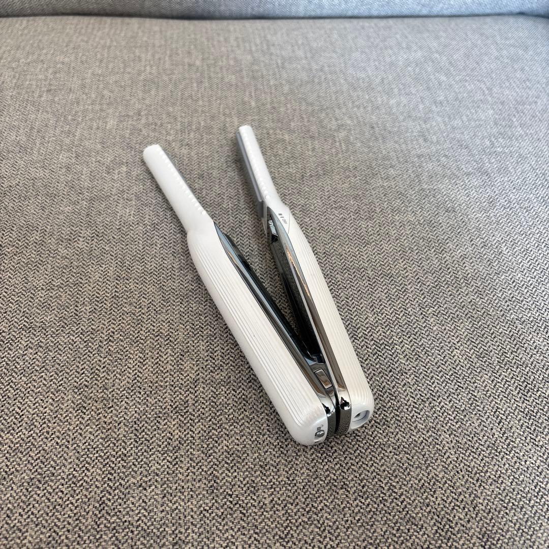 美品✨ リファ フィンガーアイロン ホワイト RE-AI02A ReFa