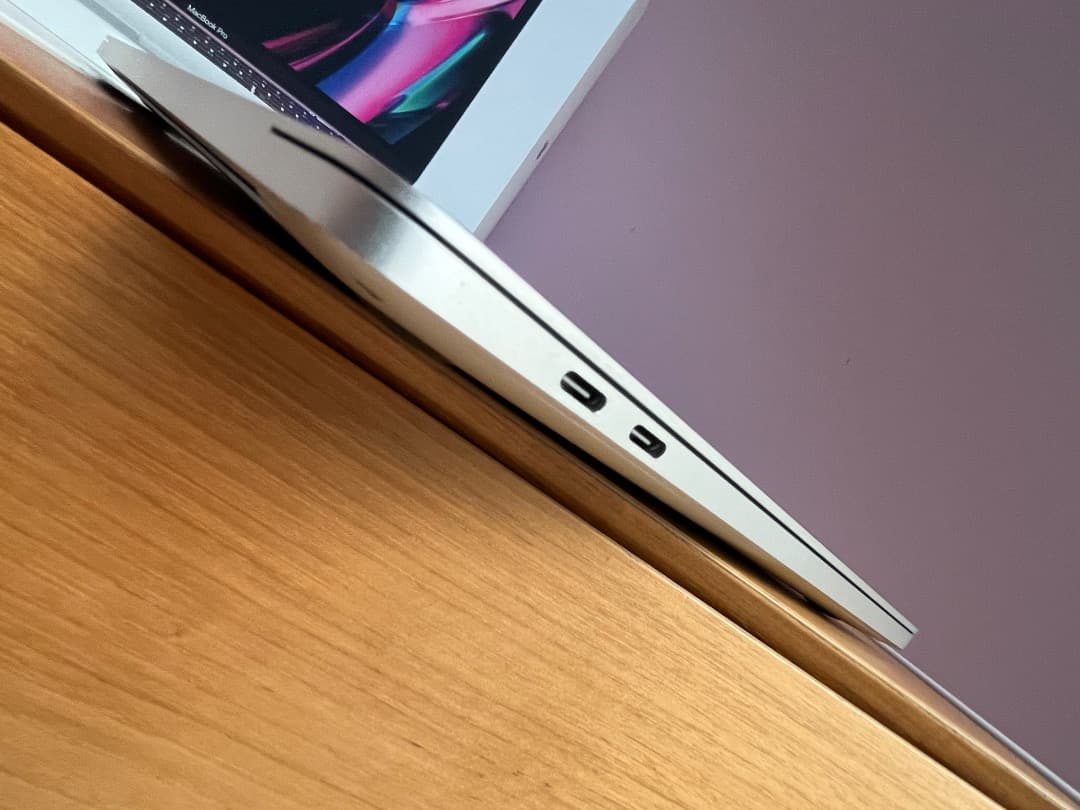MacBook Pro 13インチ 本体