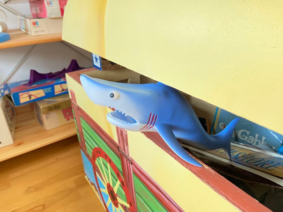 トイストーリー　ミスターシャーク