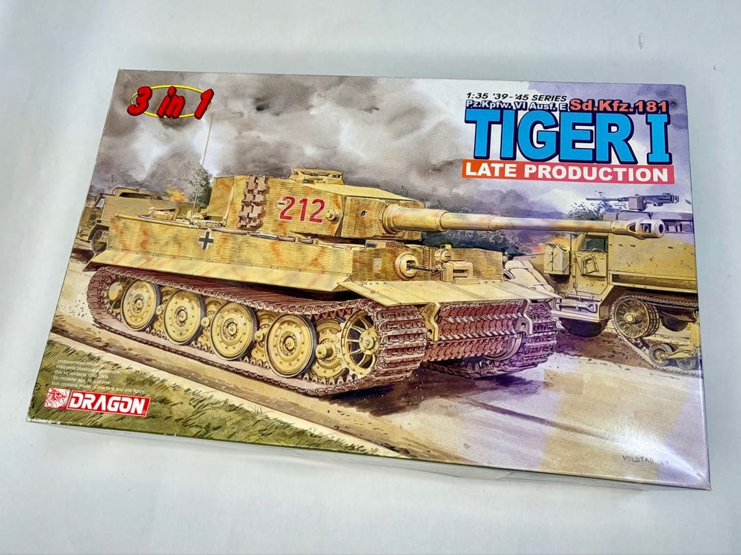 Dragon ドラゴン 1/35 6253 タイガー 1 後期型 (3in1）