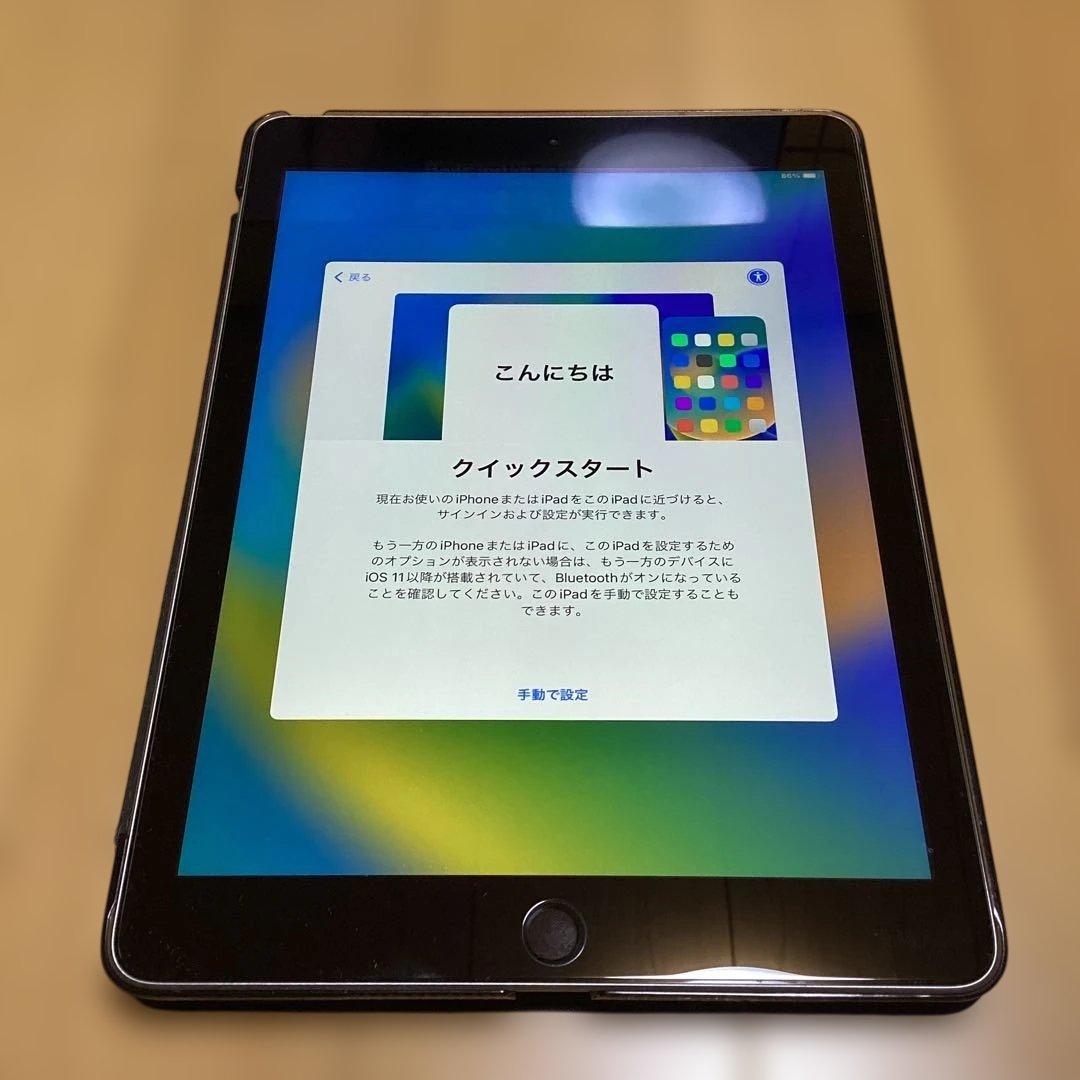 iPad (第5世代) スペースグレイ　３２GB Wi-Fi