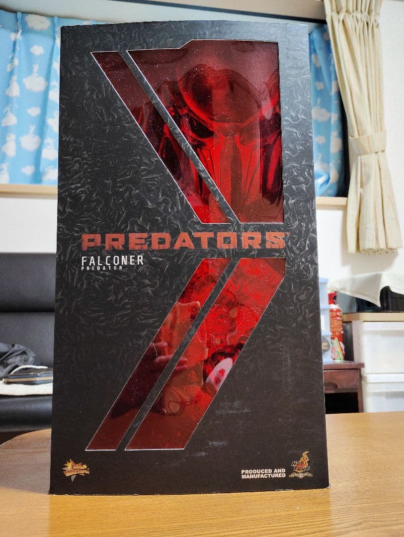 新品未開封 ホットトイズ ファルコナープレデター