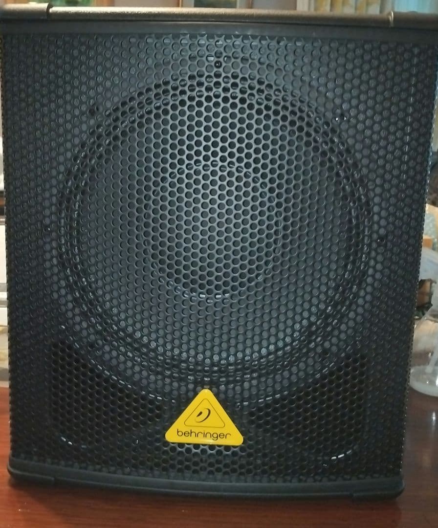 behringer EUROLIVE B1200D-PRO サブウーファー