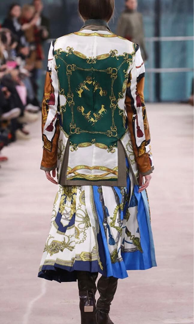 【美品】TOGA トーガ☆スカーフ柄プリーツスカート☆34サイズ