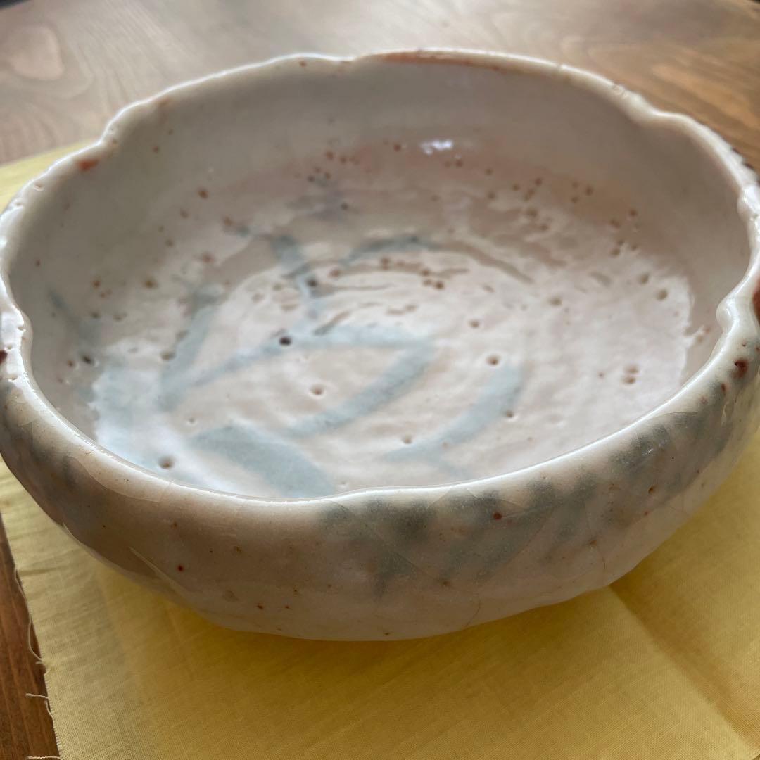 【銘あり】作家物？ 陶芸 銘『雪窓枝三河窯』共布付 志野風 鉢