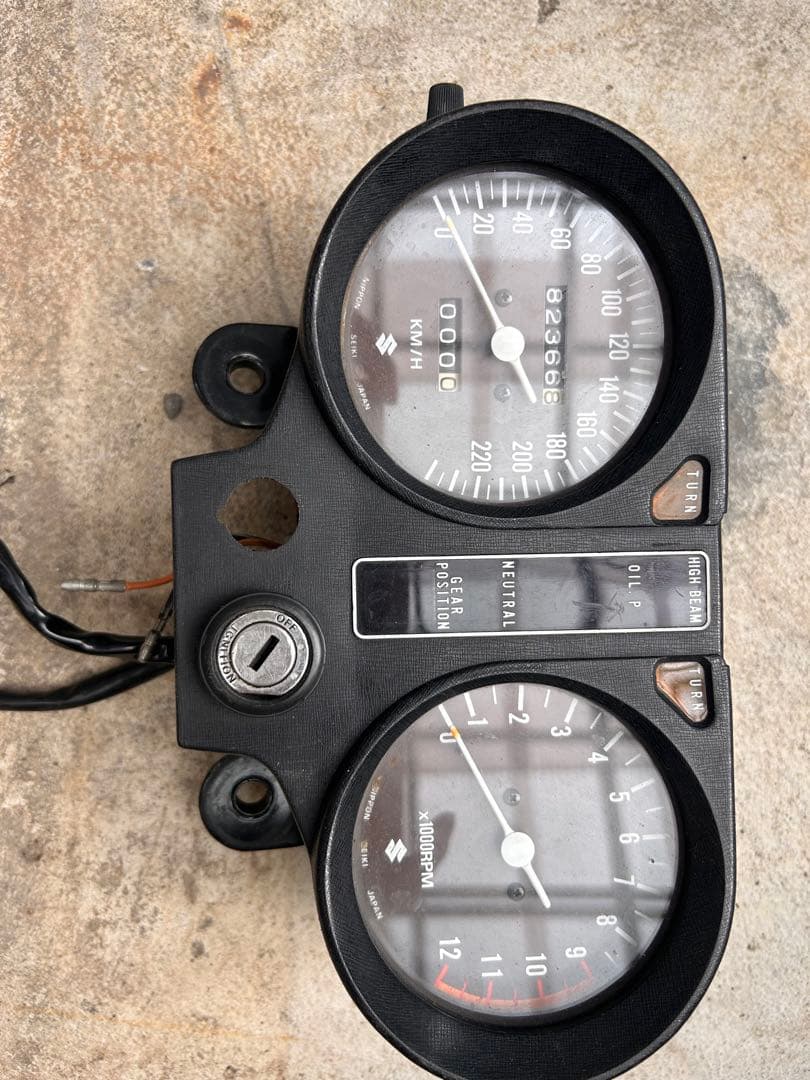 GS750 国内メータースズキ スピードメーター・タコメーター