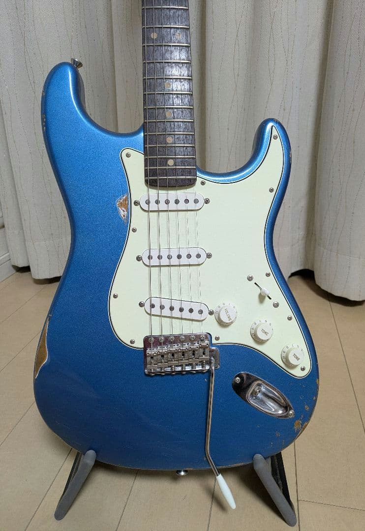 ギター Vanzandt STV-R2