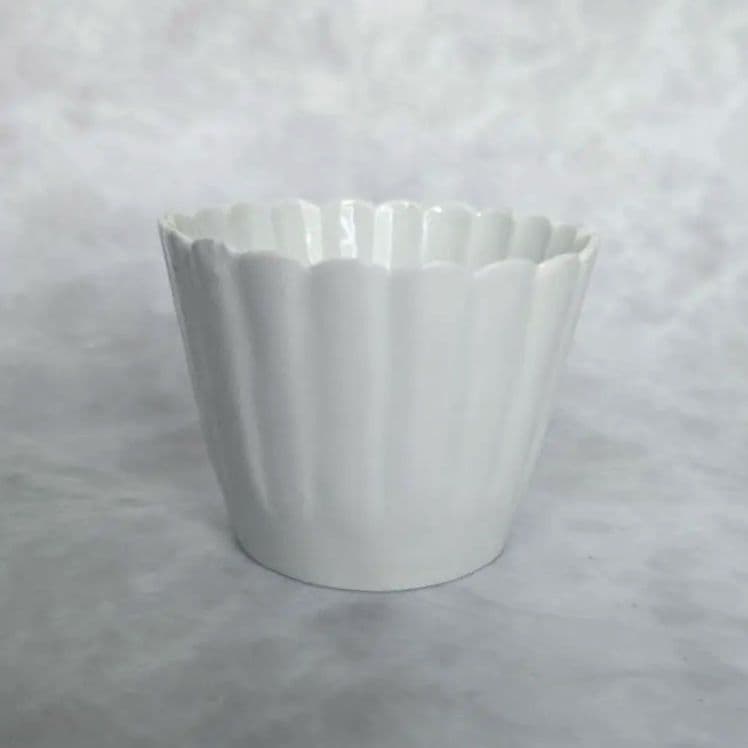 古伊万里　白磁　菊形　猪口　向付　骨董　江戸時代　アンティーク　金継ぎ