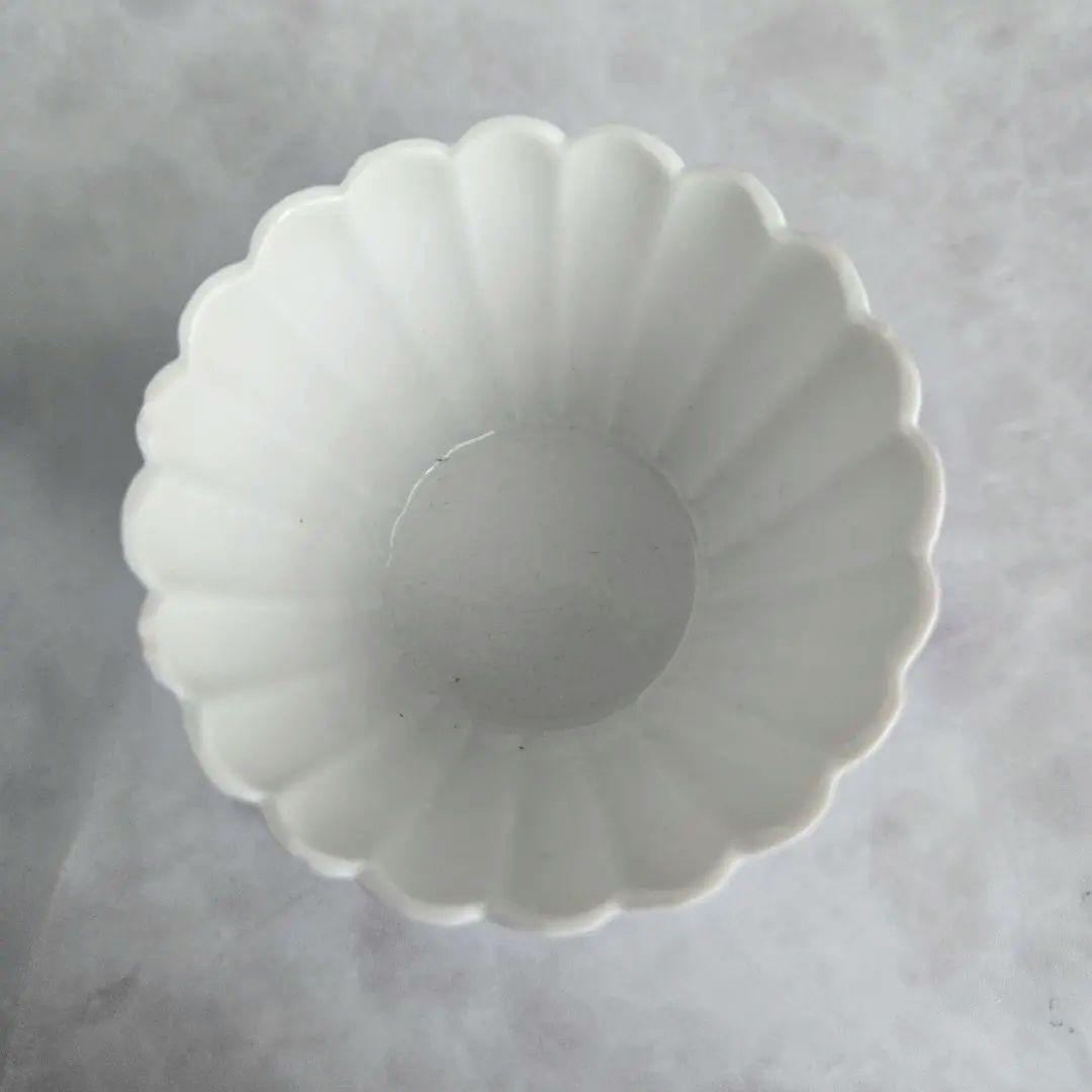 古伊万里　白磁　菊形　猪口　向付　骨董　江戸時代　アンティーク　金継ぎ
