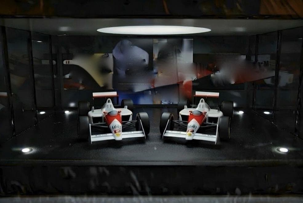 taオーダー品・ディスプレーBOX・スタイリッシュジオラマ