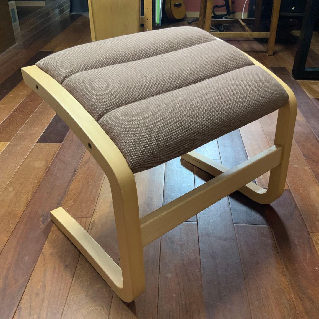 天童木工の名作ロッキングチェア ヘロンシリーズのオットマン